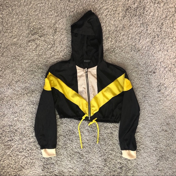 PrettyLittleThing Jackets & Blazers - PrettyLittleThing Cropped Jacket.